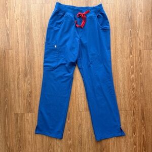 Figs petite Kade cargo size small